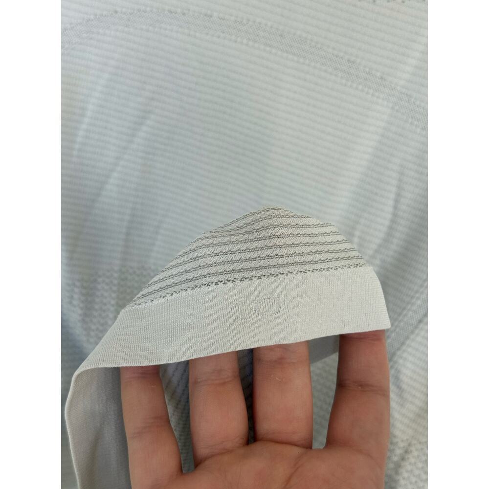 Lululemon Swiftly Tech Tee White Size 10 - image 2